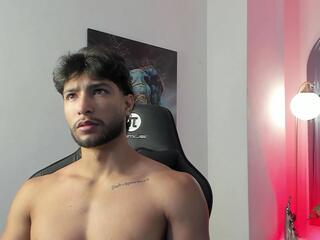 Emmet Collins webcam flirt4free model stream image