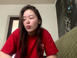 Linette Pashia webcam model stream image