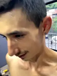 Damartinez27 webcam model stream image