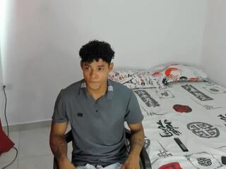 Mike Serrot webcam model stream image