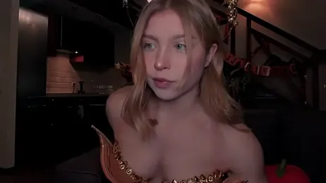 VanillaLivitski webcam model stream image