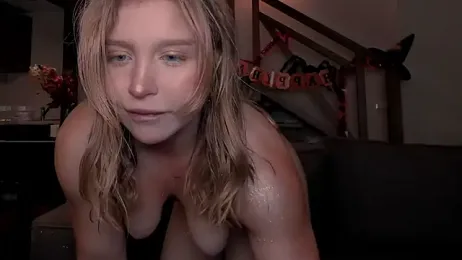 VanillaLivitski webcam model stream image