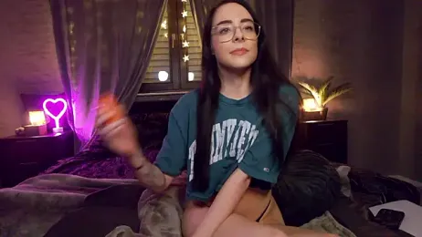 Viktoria_Marie webcam stripchat model stream image