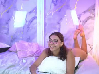 vanilla_hot_ webcam model stream image