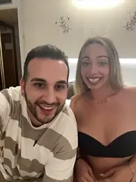 space_couple webcam stripchat model stream image