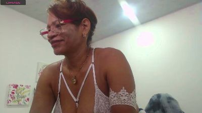 BustyXMilf webcam model stream image