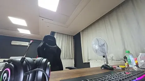 gece1black webcam model stream image