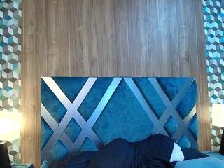 Luciana Sainz webcam model stream image