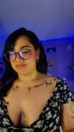 julibella_swee4 webcam model stream image