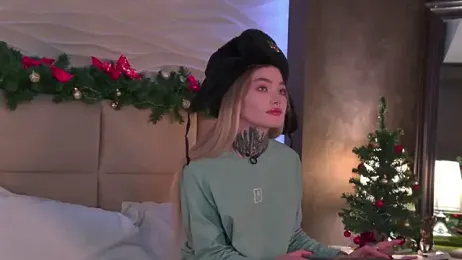 AriWild webcam model stream image