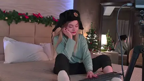 AriWild webcam stripchat model stream image