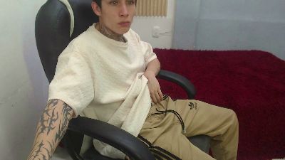 Iantwink18 webcam model stream image