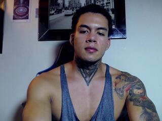 Lucifer Starr webcam model stream image