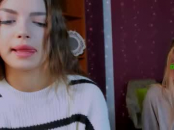 luna_tin webcam model stream image