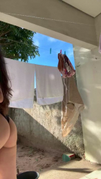 INTHETOILET webcam model stream image