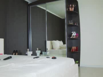 hefner_girl webcam model stream image