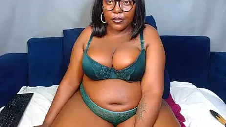 CHERRYYUMMY webcam model stream image