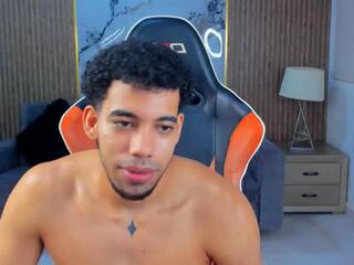 Zaiden Klein webcam flirt4free model stream image