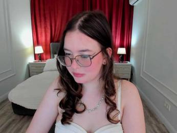 HoneyGlow webcam bongacams model stream image