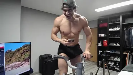 latinoo23bom webcam stripchat model stream image