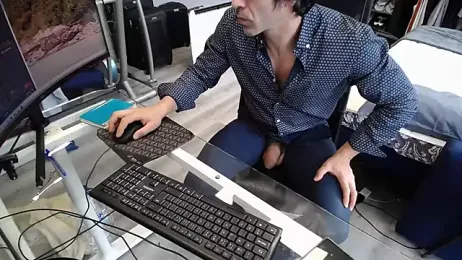 latinoo23bom webcam stripchat model stream image