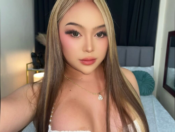 LetiziaGrande webcam model stream image