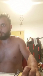 BoyBet webcam model stream image