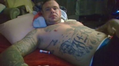 Closetedfreak webcam model stream image