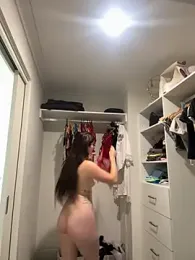 aus_queen webcam model stream image