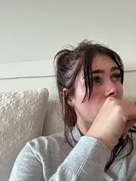 aus_queen webcam model stream image