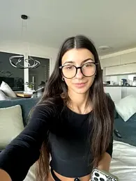 Wildberry_ webcam model stream image