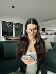 Wildberry_ webcam model stream image