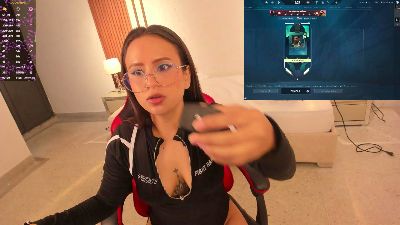 CookiesAndBoots webcam cam4 model stream image