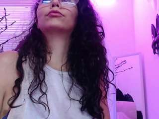 maily-windsor webcam model stream image