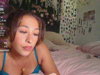 LyraCovee webcam bongacams model stream image