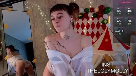 LolyMolli webcam model stream image