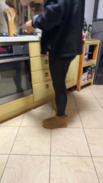 EMIEISL webcam model stream image