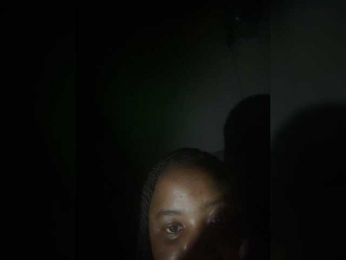 PrettyJade webcam model stream image