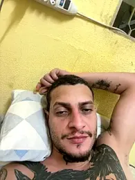 Christopherreis webcam model stream image