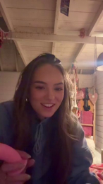 babyyem webcam model stream image