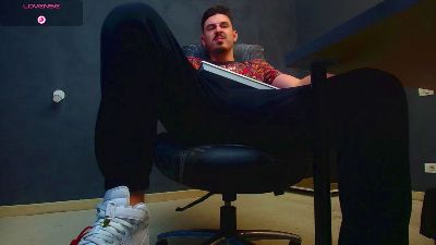 EnzzoRace webcam model stream image