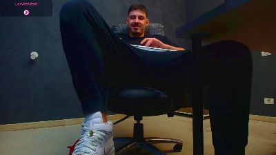 EnzzoRace webcam model stream image