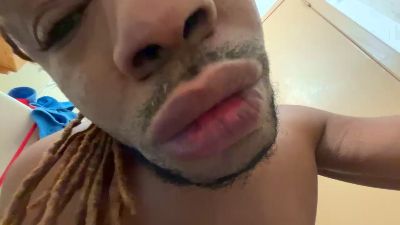 tunnookie webcam cam4 model stream image