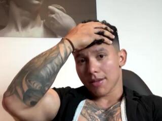 Adamm Turner webcam model stream image