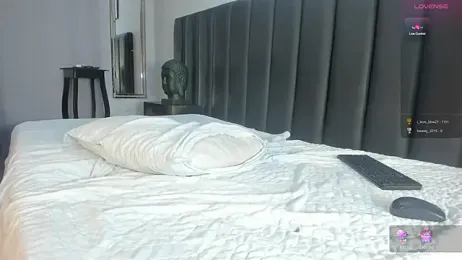 Dayanavelez webcam model stream image