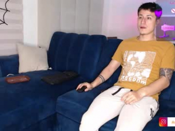 ashely_ryan24 webcam model stream image