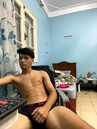 dermino12 webcam model stream image