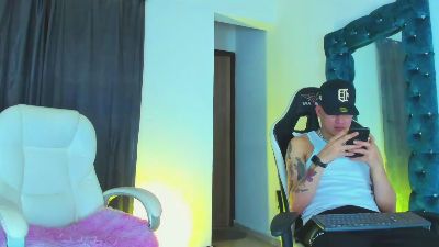 Shadowhunters_ webcam model stream image