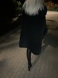 HOTLadyluna webcam model stream image