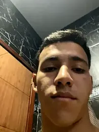 novin19_ webcam model stream image